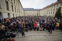 Cheb, Sokolov, Vary, Mariánky i Boží Dar. O víkendu se bude demonstrovat na podporu prezidenta Pavla