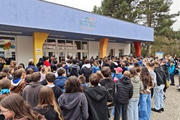 Školáci z Domažlic pomáhají nemocné Diance